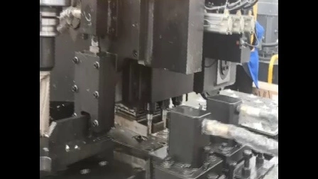 Machine de poinçonnage, de perçage et de cisaillement de barres plates pour la fabrication de l'acier