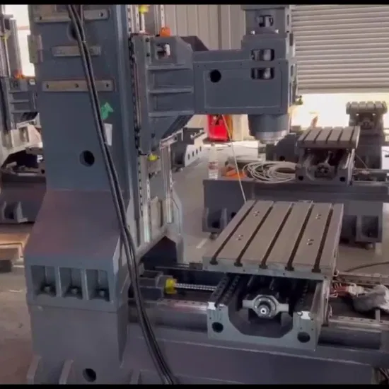 Centre de Machine de taraudage de perçage de fraisage CNC vertical à 5 ​​axes à grande vitesse de 12000 tr/min pour l'usinage de pièces